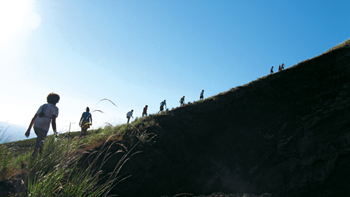 Reach the World hike